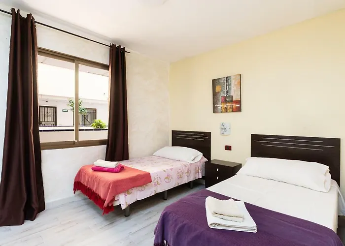 Tropic En Castle Harbour Лос Кристианос