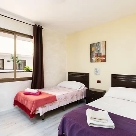 Tropic En Castle Harbour Los Cristianos (Tenerife)